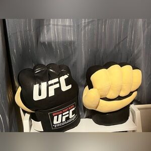 2010 UFC Collectible Plush Fight Gloves